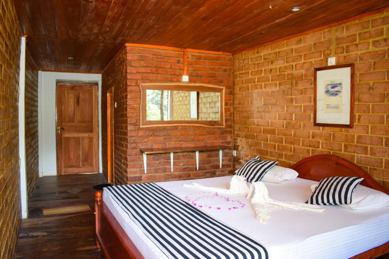 Rafters Retreat Hotel Kitulgala Buitenkant foto